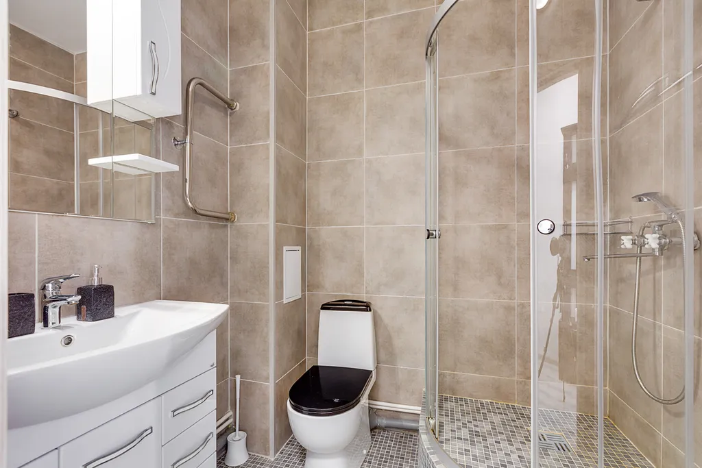 Зеленая студия с видом на реку