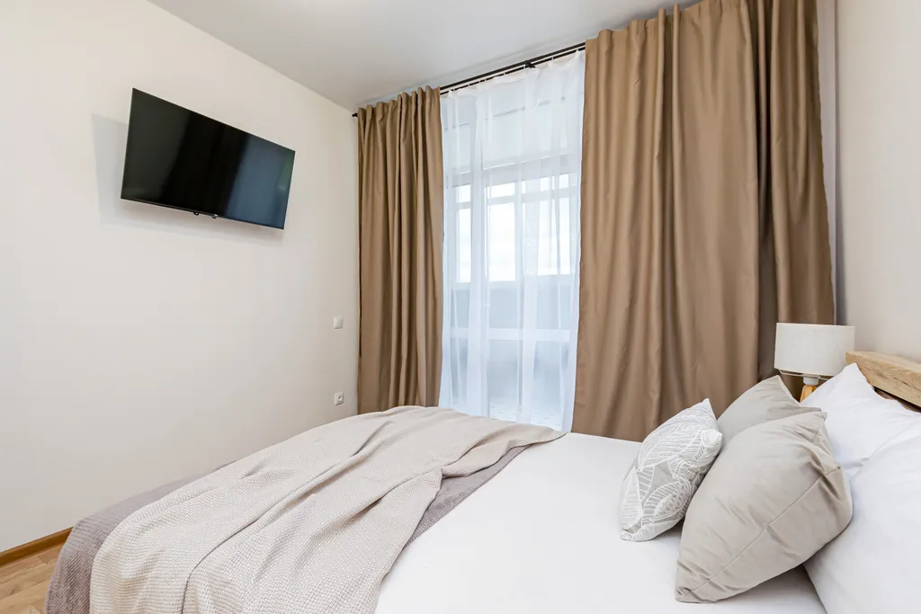 Квартира Уютная современная студия у Планеты — аренда посуточно в Пермь