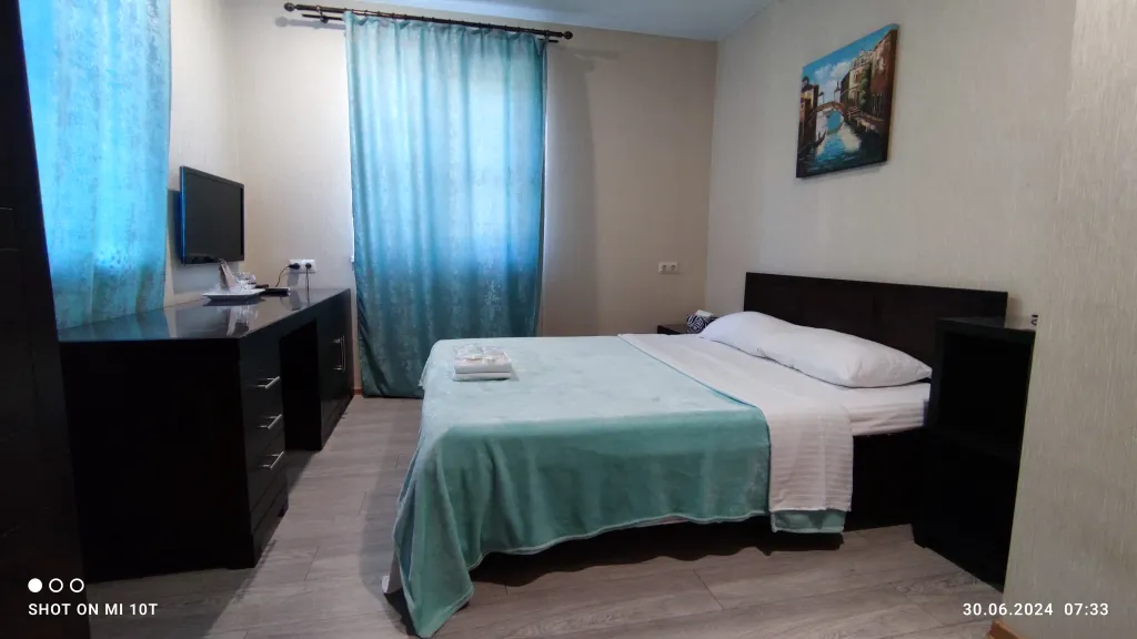 Коттедж Домик у реки — Сочи