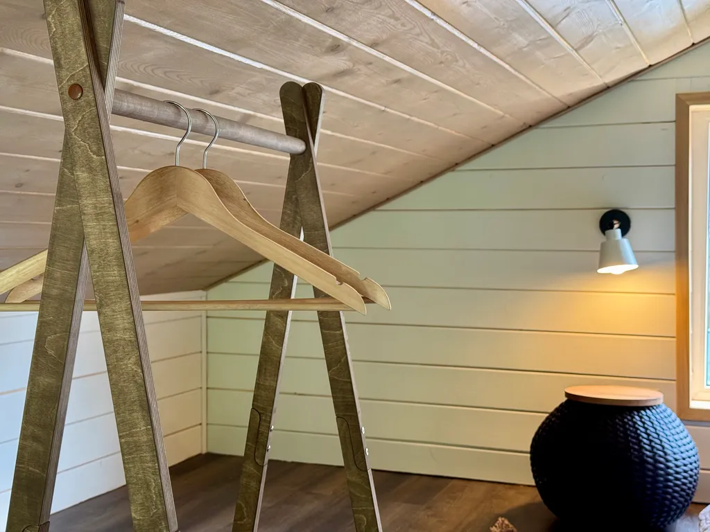 Дом в эко стиле с мангалом и видом на лес