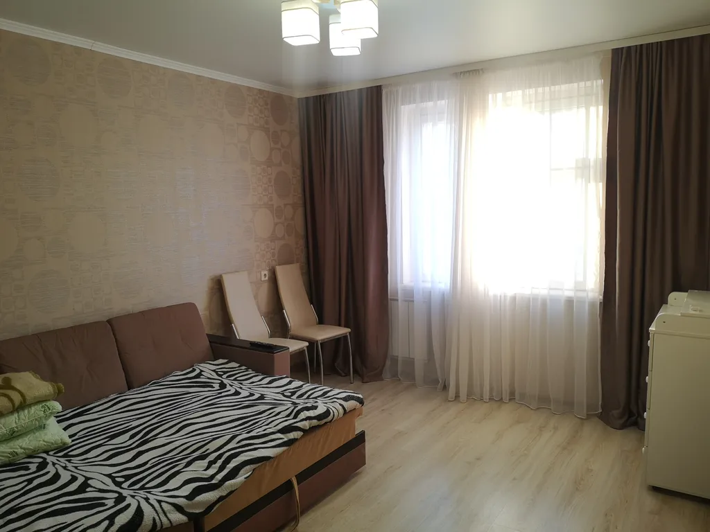 Уютная квартира с продуманной гардеробной в Октябрьском районе — аренда посуточно в Саранск