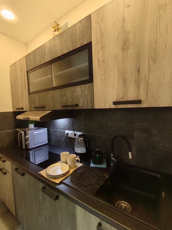 Красивая евродвушка рядом с аэропортом