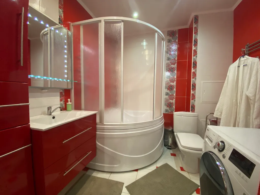 Просторный апартамент для действительно большой семьи