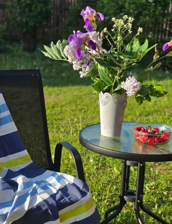 Милая и уютная дача в окружении живописного леса