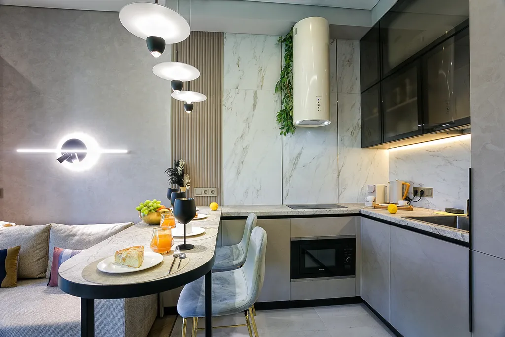 Студия с панорамой на горы