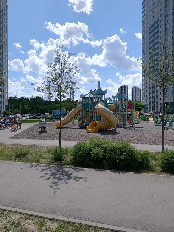 Квартира Бело-зелёная квартира в новом микрорайоне около метро — Нижний Новгород