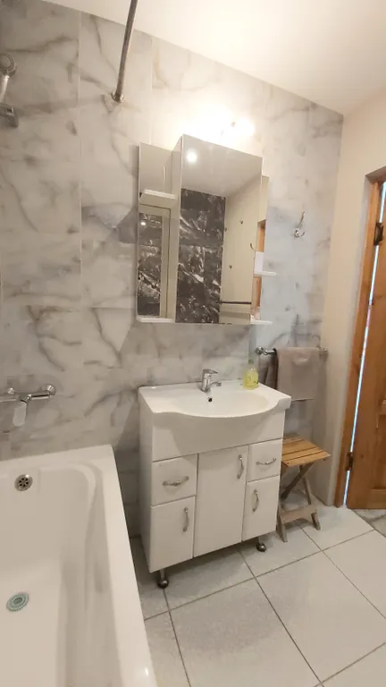 Студия с видом на Горы в центре