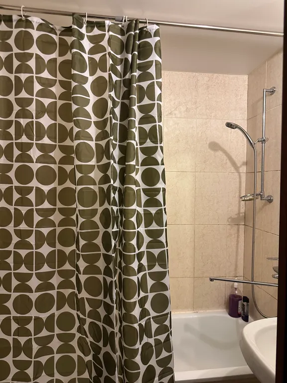 Трехкомнатная квартира на юго-западе