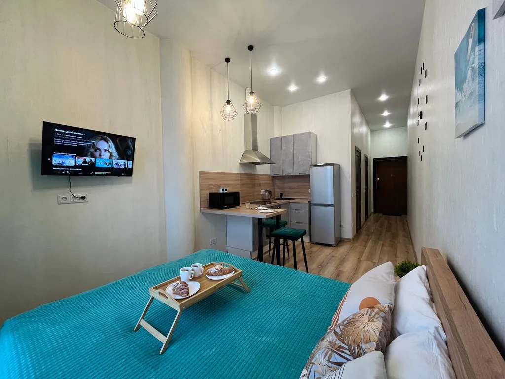 Просторные апартаменты на двоих у ТЦ Галерея