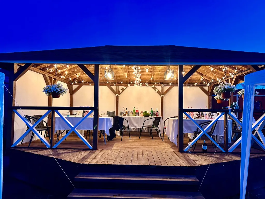 Дом на озере с сауной