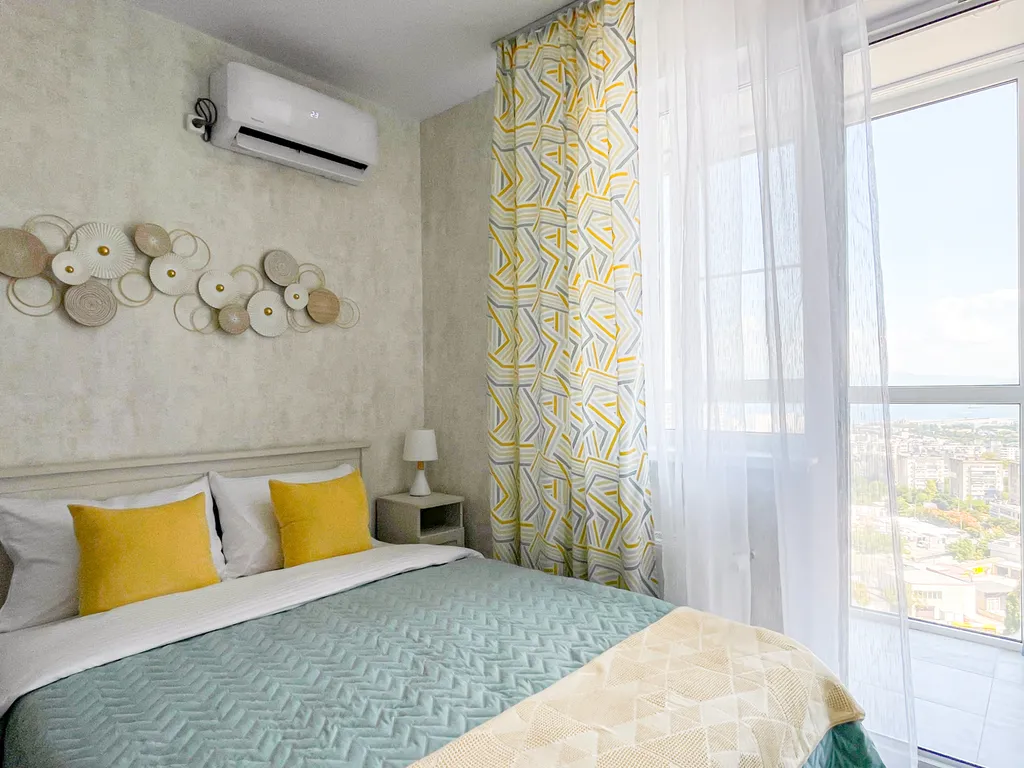 Квартира Уютная студия с видом на бухту и море — аренда посуточно в Новороссийск