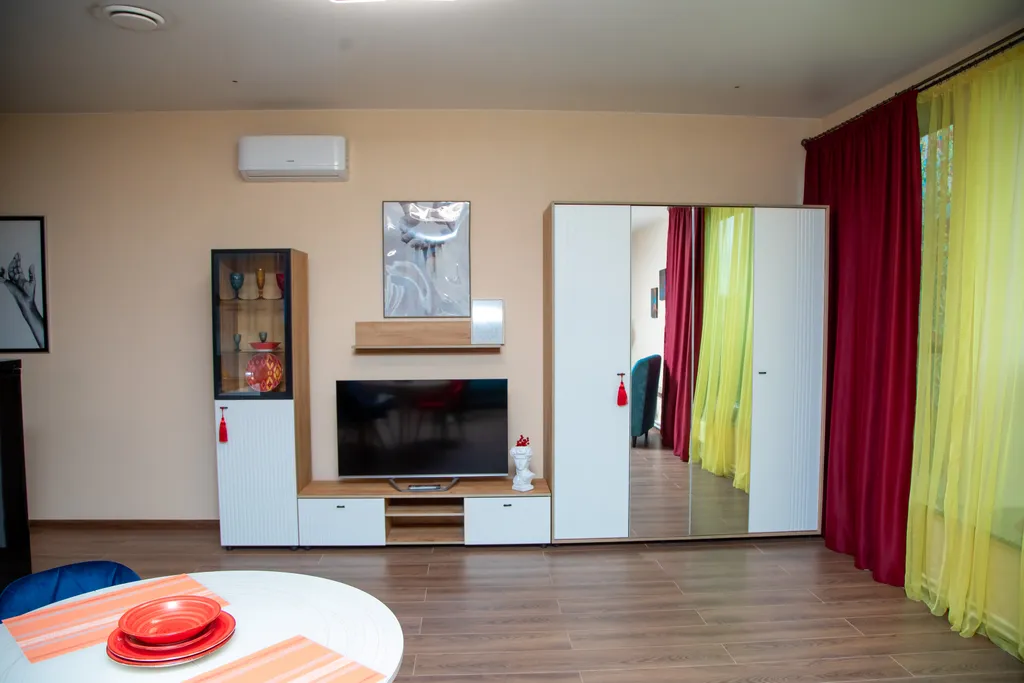 Квартира Комната — Тихвин