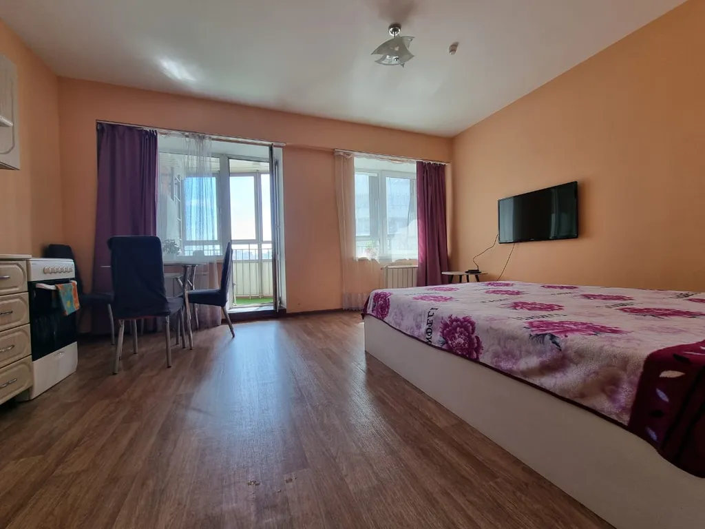 Евростудия с видом на реку Ангара