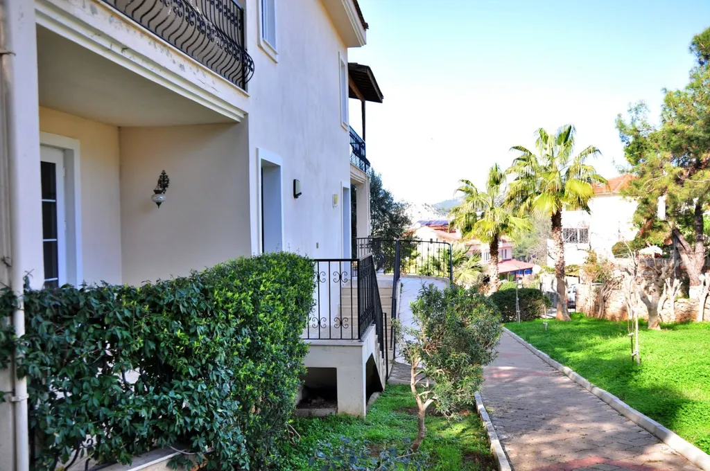 Уютная 2-комнатная квартира в закрытом комплексе с бассейном