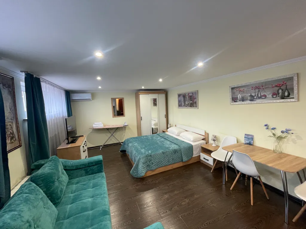 Квартира Квартира Уютная студия в гостевом доме в самом центре Владикавказа — Владикавказ