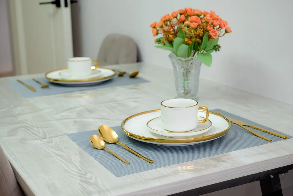 2 комнатная люкс квартира в центре на жк Ауезов