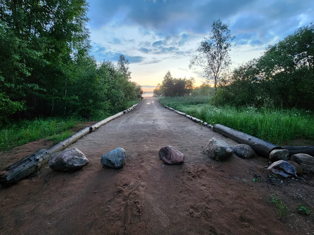 Коттедж A-frame дом рядом с озером — Светлое