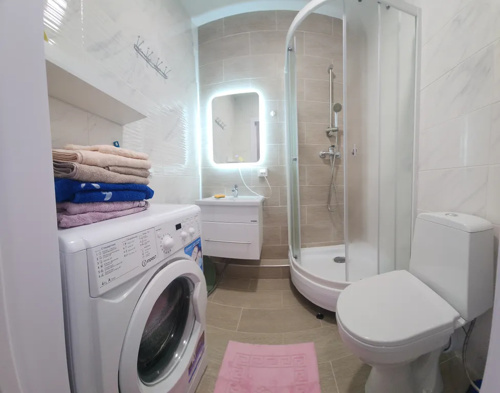 Уютная студия с видом на бассеин