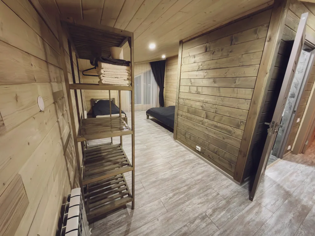 Дом с теплым бассейном