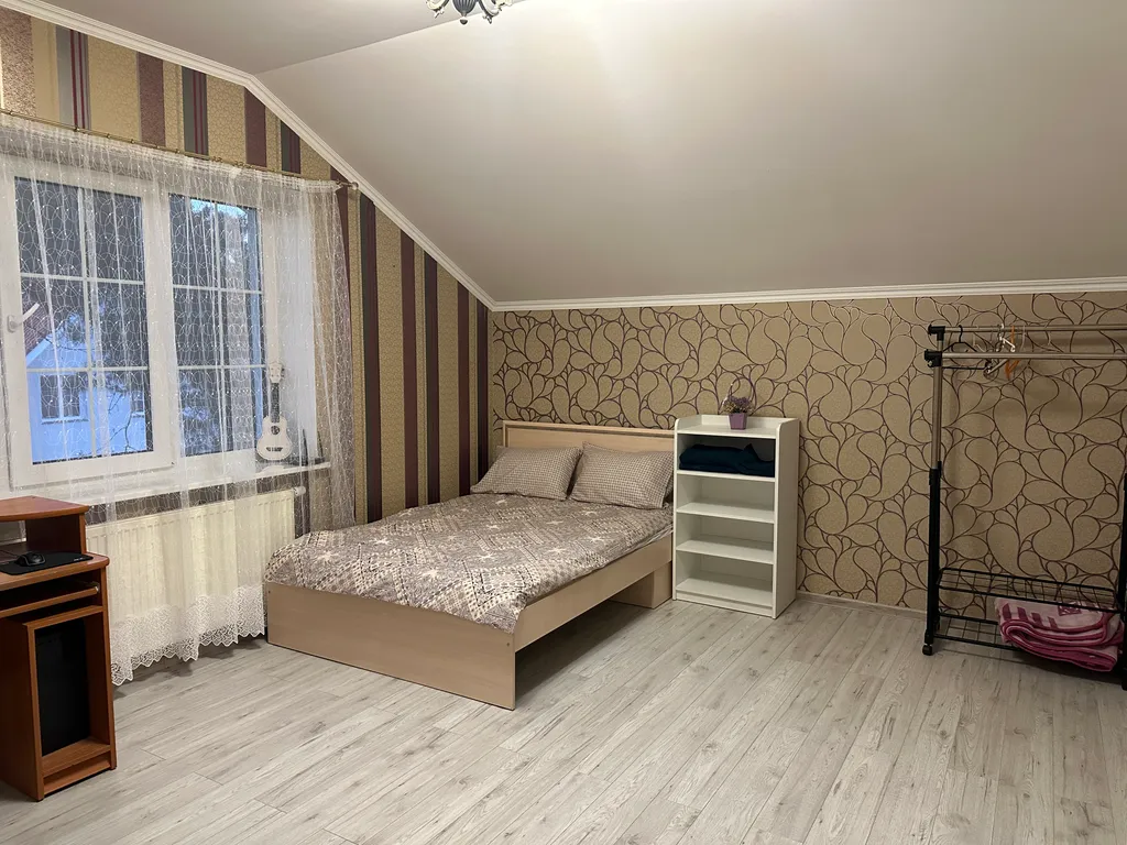 Домик в сосновом бору