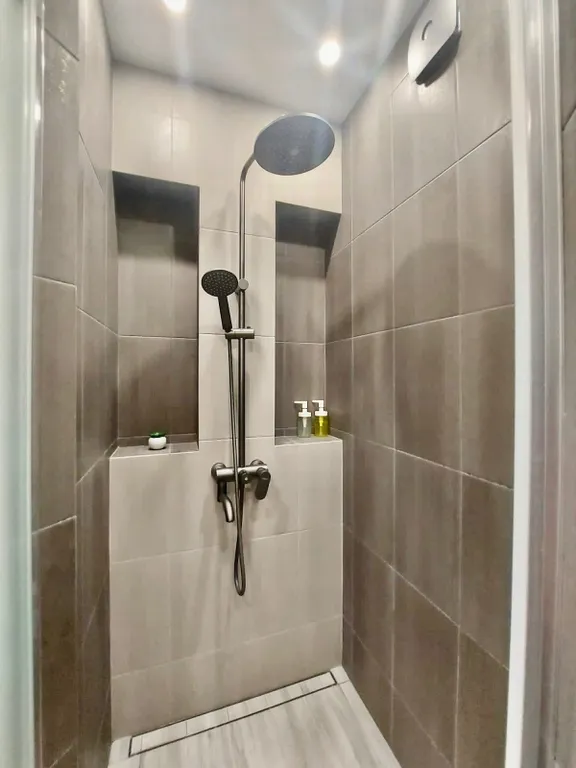 Роскошное жилье в центре - современный комфорт в идеальной локации