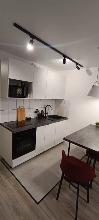 Отличная студия в трёх китах