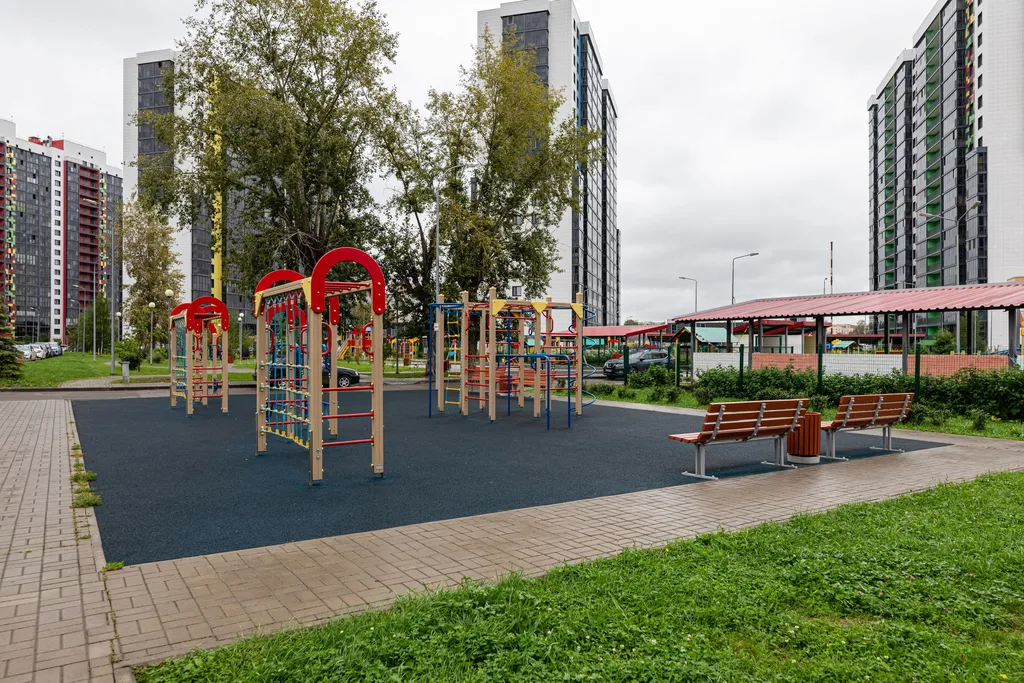 Квартира Квартира Просторная евродвушка у метро — Казань
