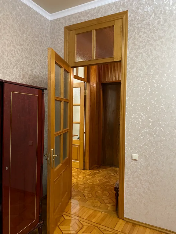 Квартира Квартира трёхкомнатная возле моря — Сухум