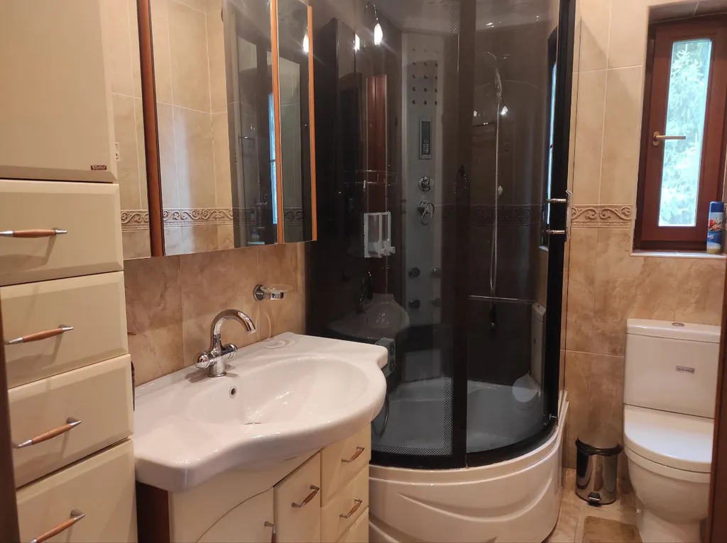 Коттедж Дом с тропическим бассейном, сауной и каминами — Московский