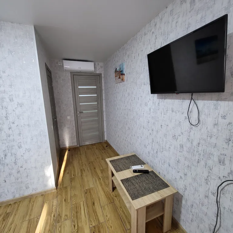 №11 2-х комнатный номер на первом этаже