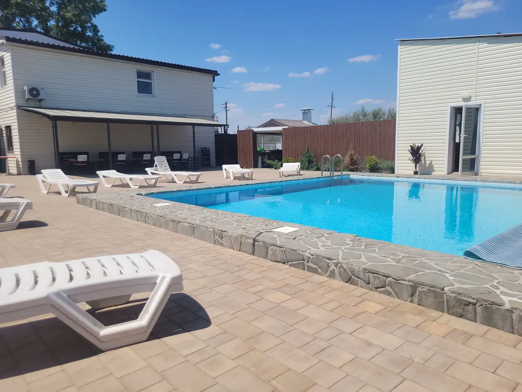 Коттедж Дом на пляже озера — аренда посуточно в Батайск