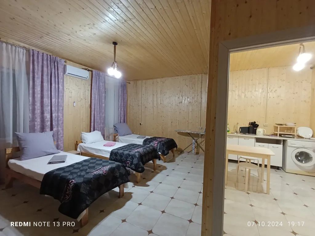 Квартира Четырехместный номер 12 — аренда посуточно в Грозный