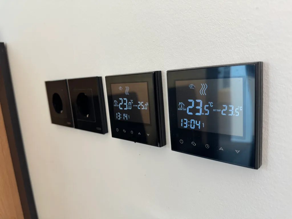 Стильная двухуровневая студия с захватывающим видом на город