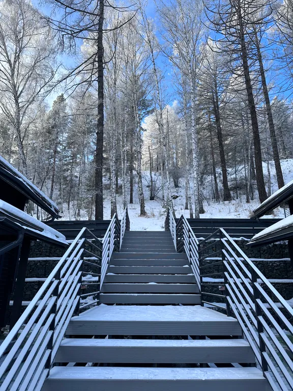 Малый коттедж с бассейном