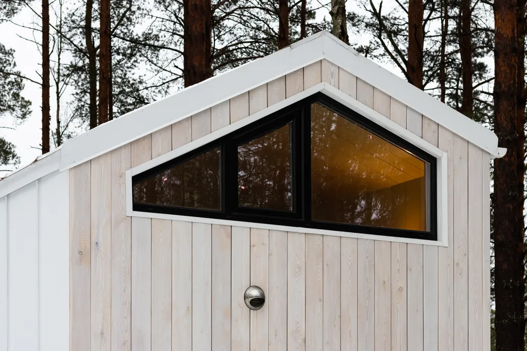 Прекрасный белый домик в Раздолье