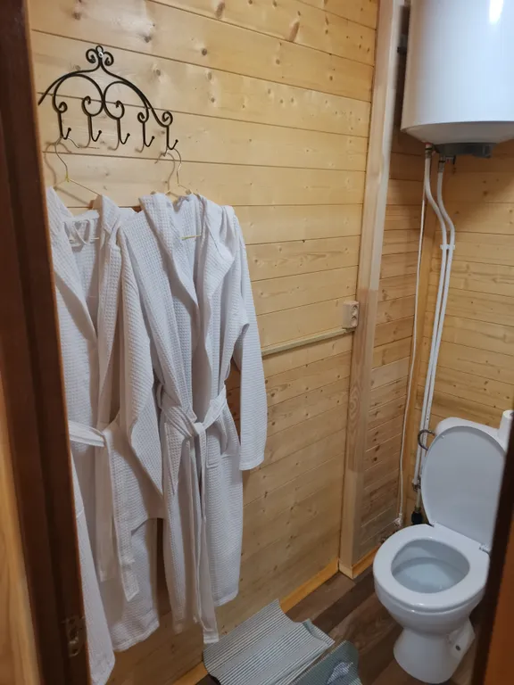 Коттедж Коттедж Глэмпинг на берегу водохранилища — Шаховская