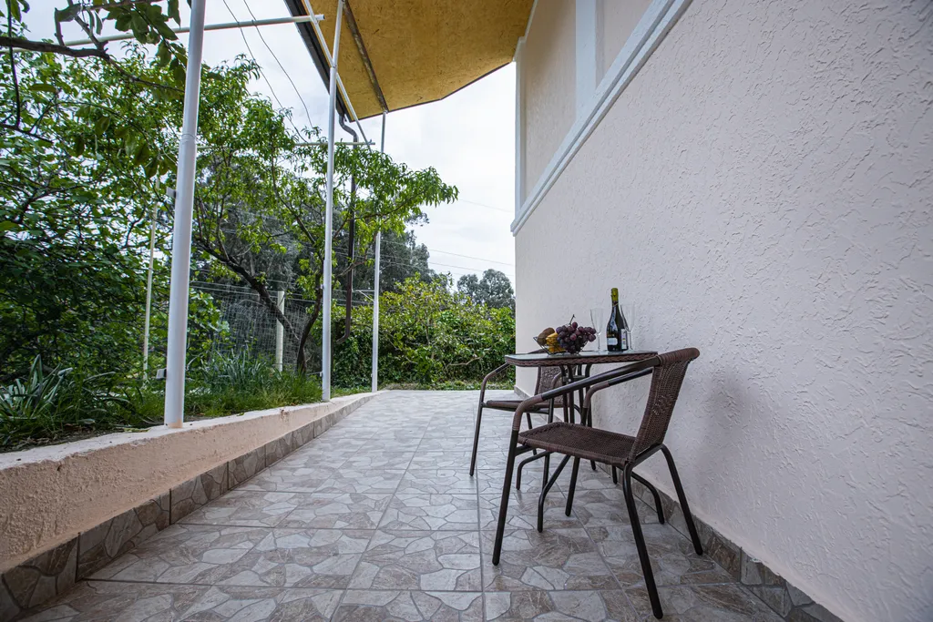 Домик в мандариновом саду 1й этаж под ключ