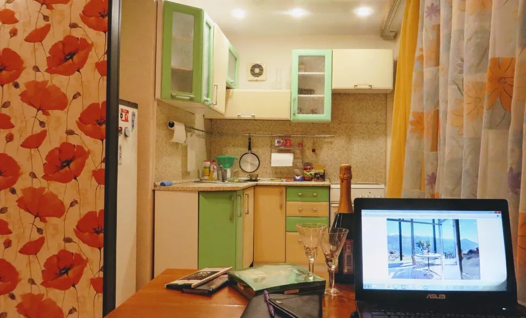 Квартира Удобная квартира над Эйфелевой башней) — Новосибирск