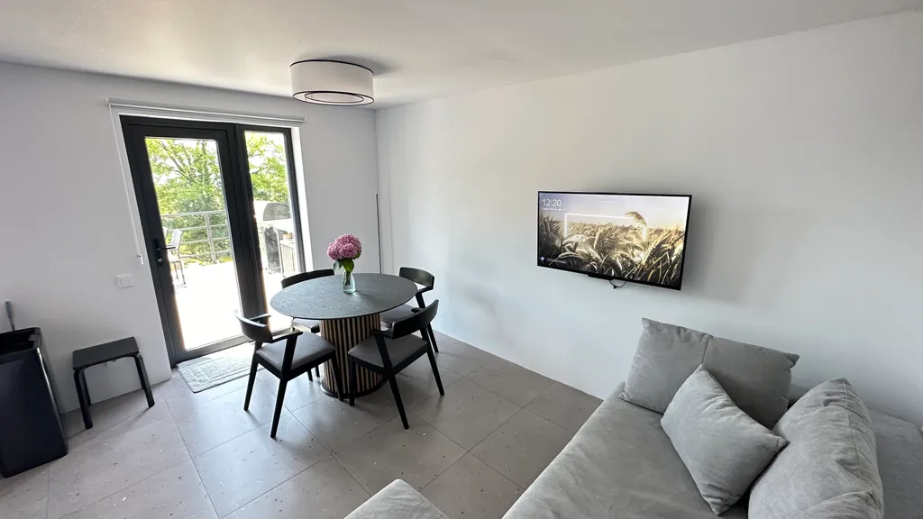 Дом с видом на море