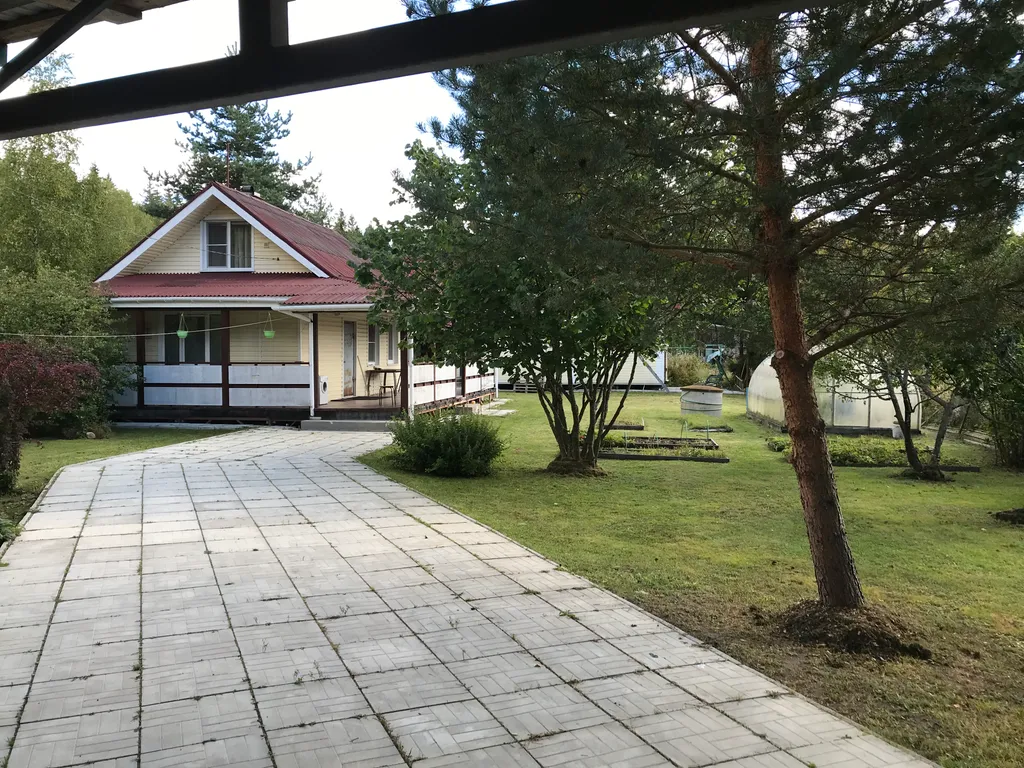 Уютный коттедж у озера недалеко от Выборга и границы