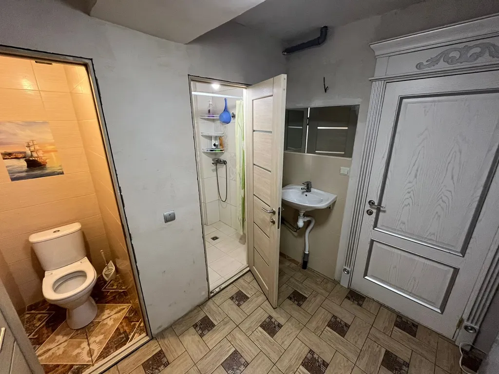 Комната в золотом квадрате Западного