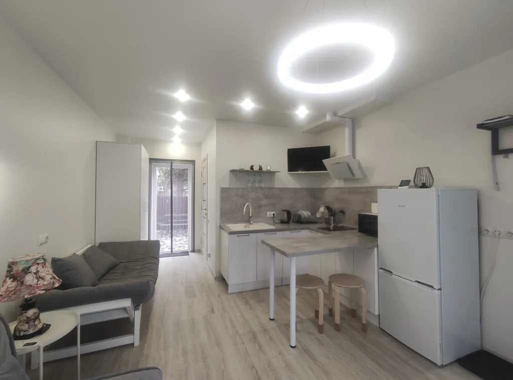 Студия Белый дом у моря