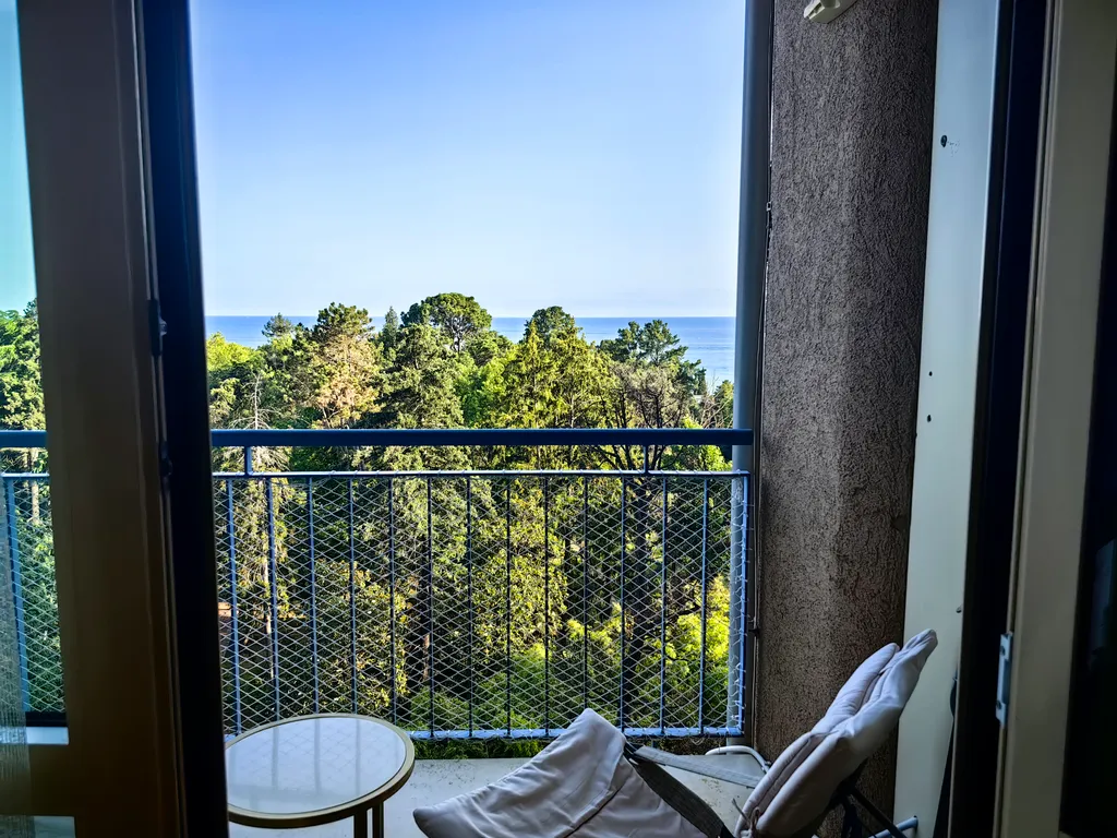 Квартира luxe 2к с видом на море и дендрарий парк