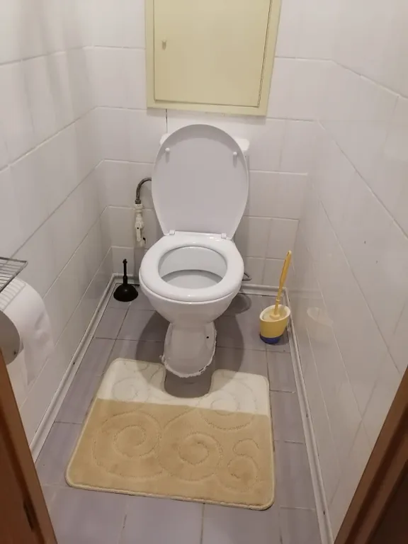 Двухкомнатная квартира со всеми удобствами для отдыха, с гаражом