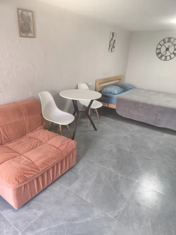 Квартира Квартира Студия рядом с торговым центром и Спортивный комплекс «Муссон» — Севастополь