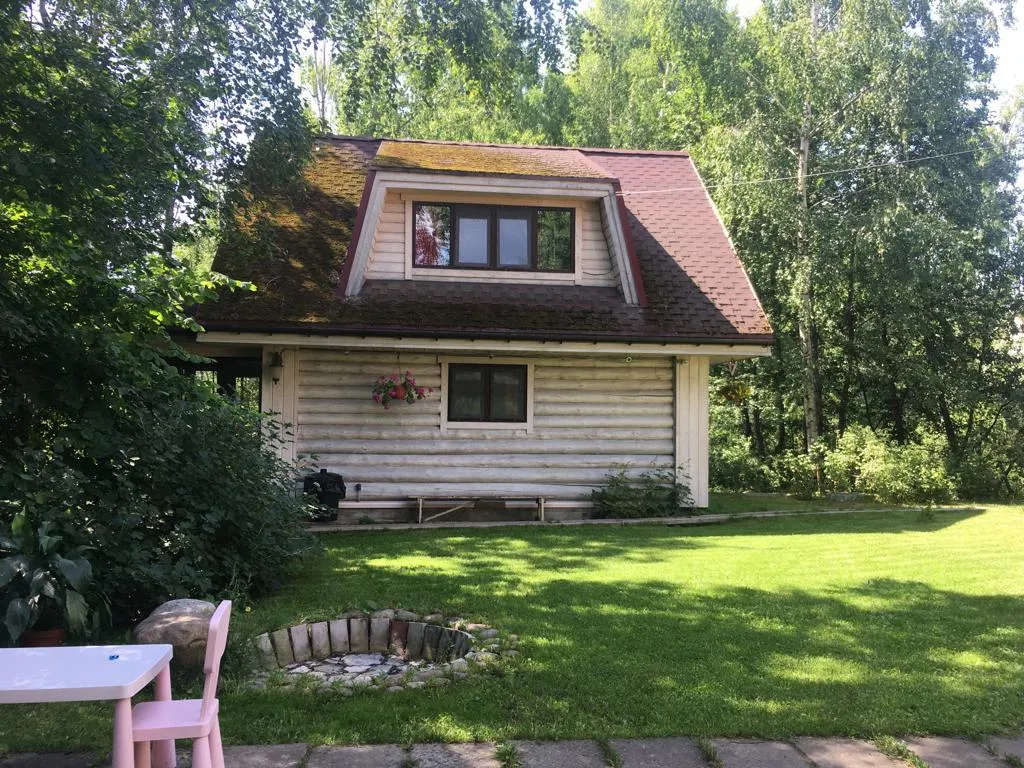 Загородный домик недалеко от города