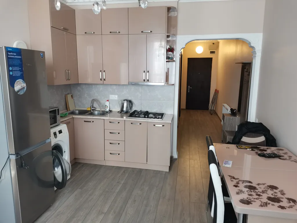 Квартира 2-комнатная Квартира — Батуми