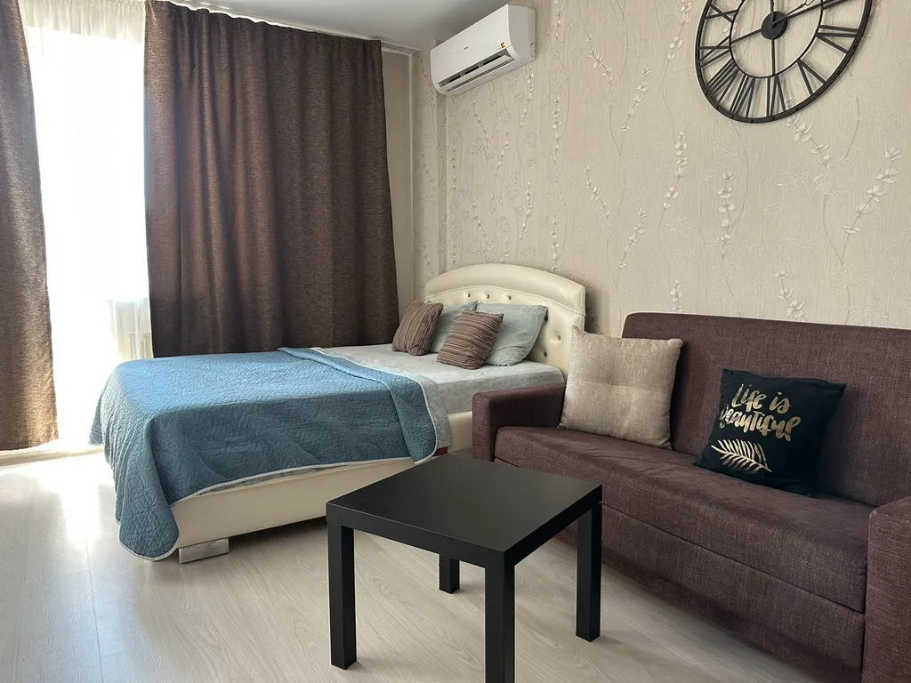 Квартира Квартира с большой лоджией в новом доме — Волгоград