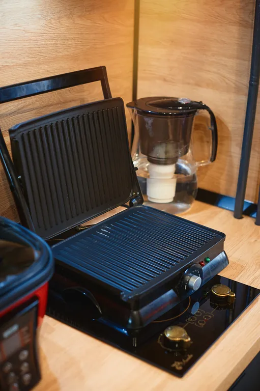 Capybara's style: центр, парящая кровать, тв-алиса, качель