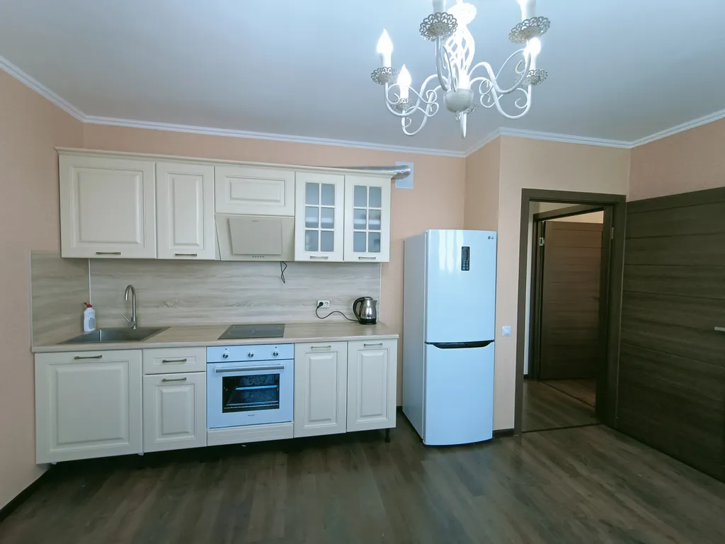 Двухкомнатная квартира в 15 минутах от метро Парнас — аренда посуточно в Парголово